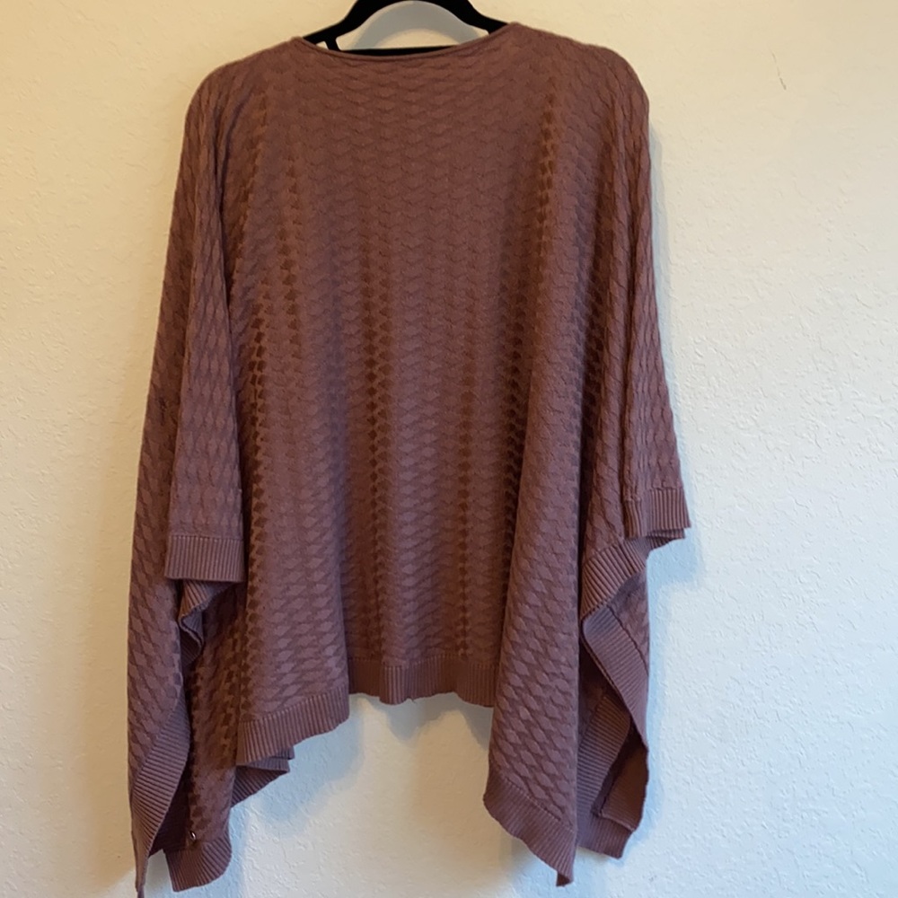 Lululemon poncho